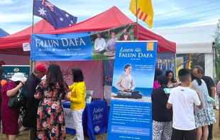 Image for article Melbourne, Australien: Falun Dafa bei Neujahrsfeiern in vietnamesischen Gemeinden