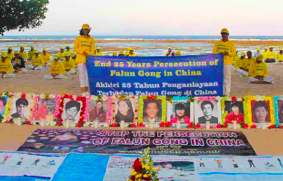 Image for article Bali, Indonesien: Kerzenlicht-Mahnwache fordert ein Ende der Verfolgung von Falun Dafa in China