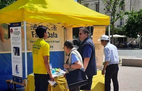 Image for article Dijon, Frankreich: Chinas Grausamkeiten im Zuge der Verfolgung von Falun Dafa publik gemacht